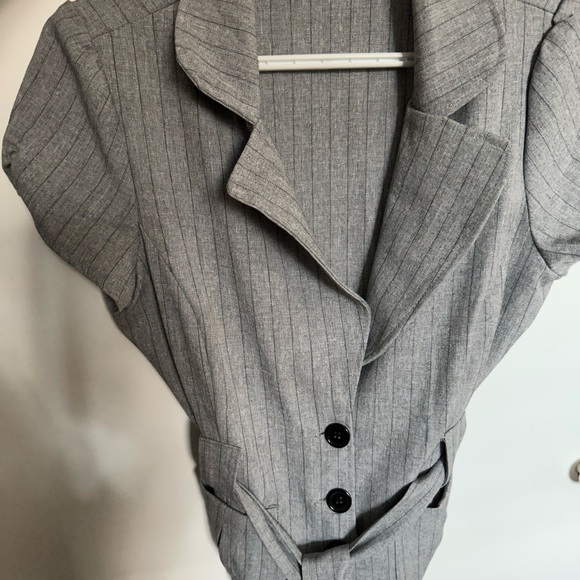 Bundle 3 Ladies/Women’s Short Sleeve Jackets - fits like a Medium Size - Picture 4 of 7